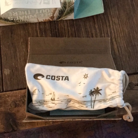 Costa Del Mar Sunglasses - Picture 4 of 5